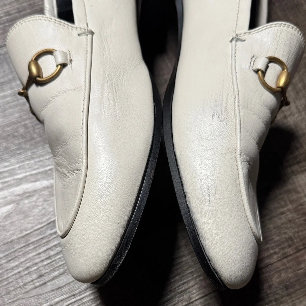 Gucci Brixton Horsebit White Leather Loafers with Gold Hardware - Picture 3 of 14